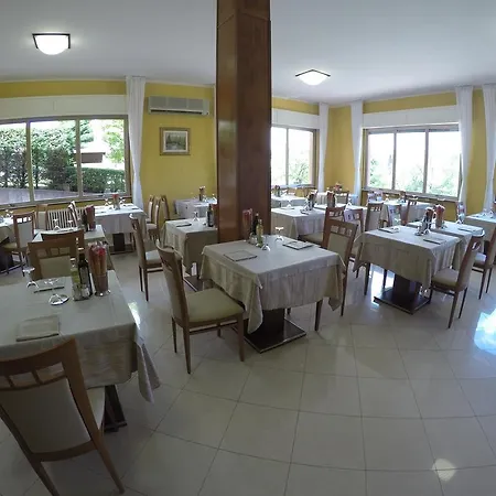Esperia Hotel